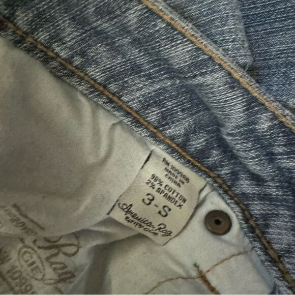 American Rag Cie Distressed Bootcut Jeans Size 3-S - Picture 12 of 12